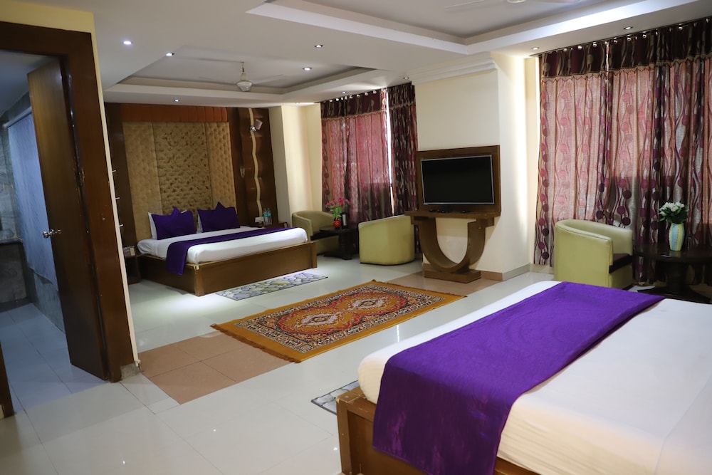 Family Quadruple Room photo 3