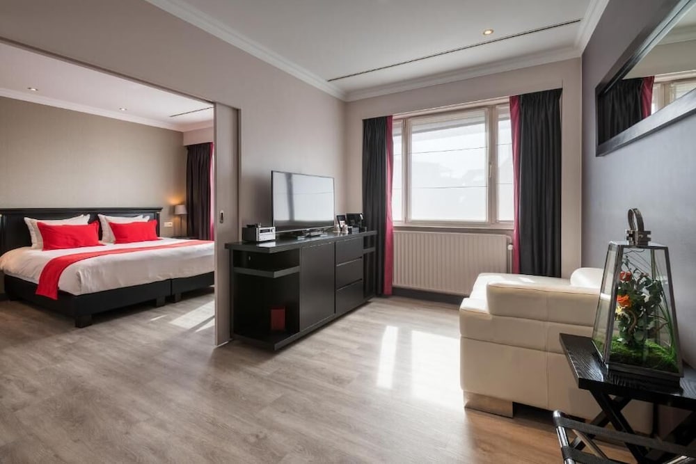 Executive Double Room, 1 King Bed - Photo 1