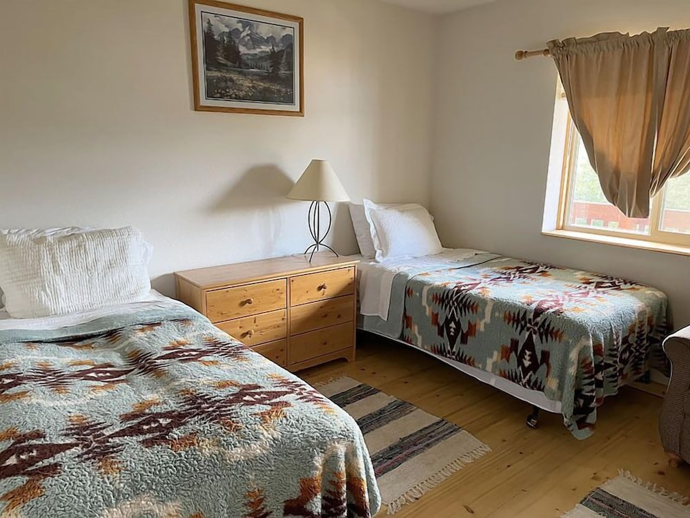 Basic Double or Twin Room photo 1