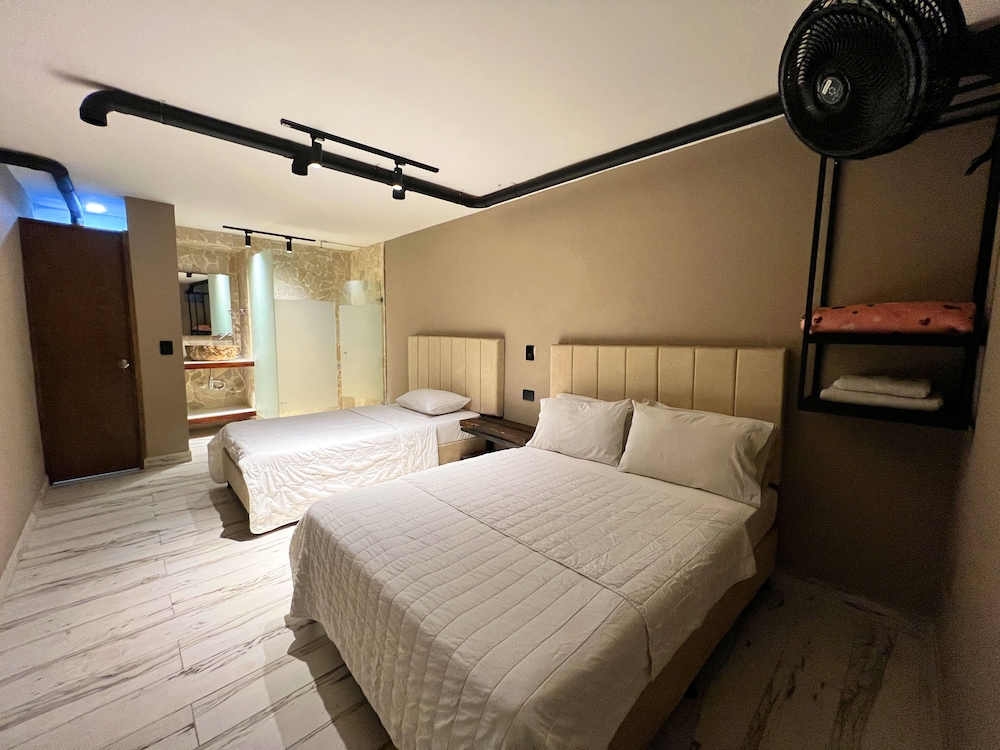 Basic Triple Room