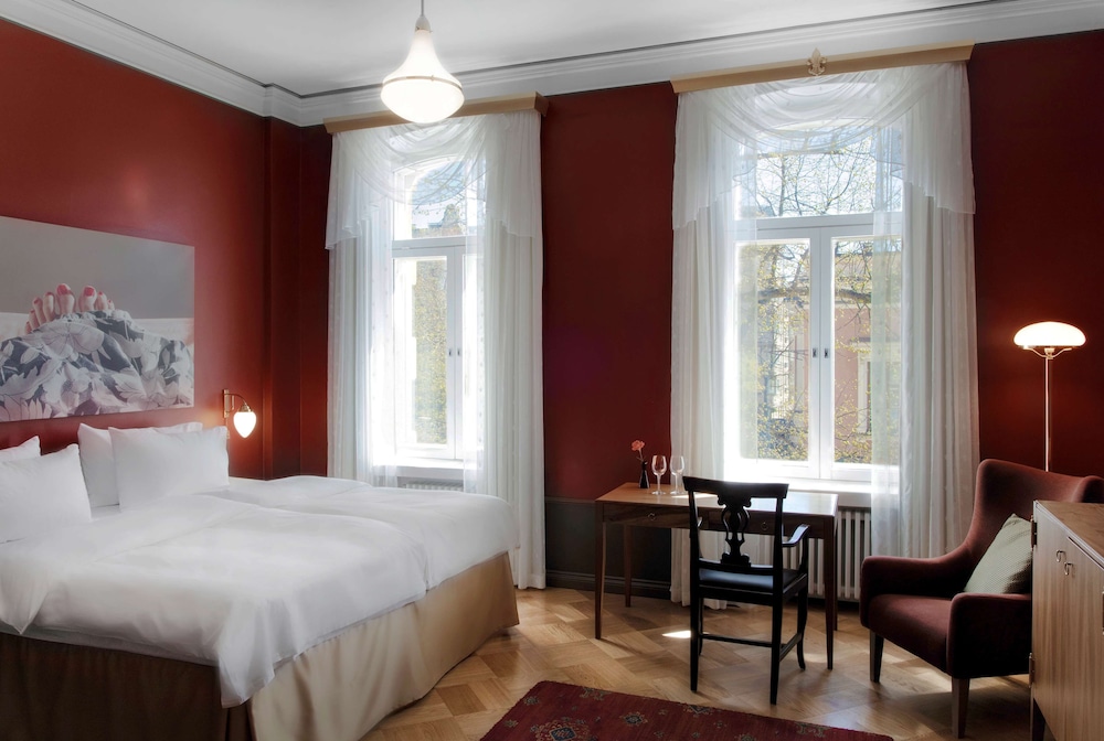 Room (Guest) - Photo 1