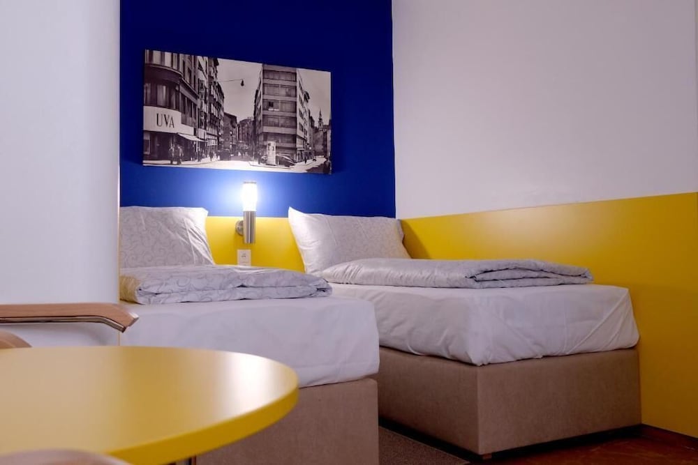 Classic Room, 2 Twin Beds, Courtyard View