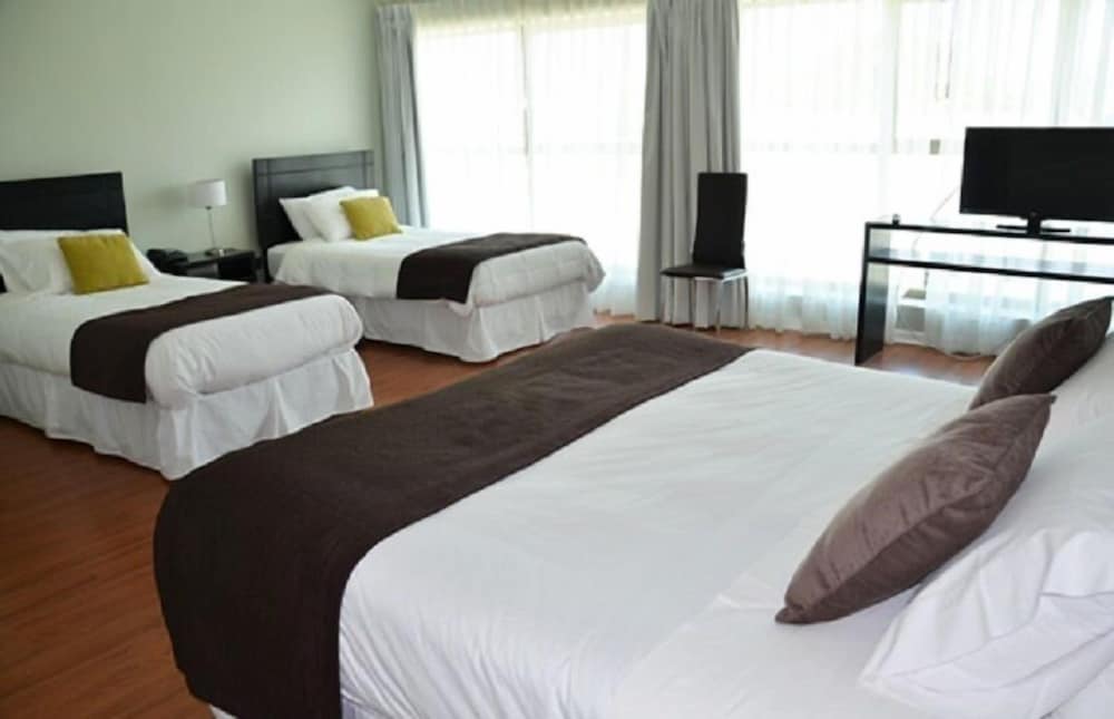 Family Quadruple Room photo 1