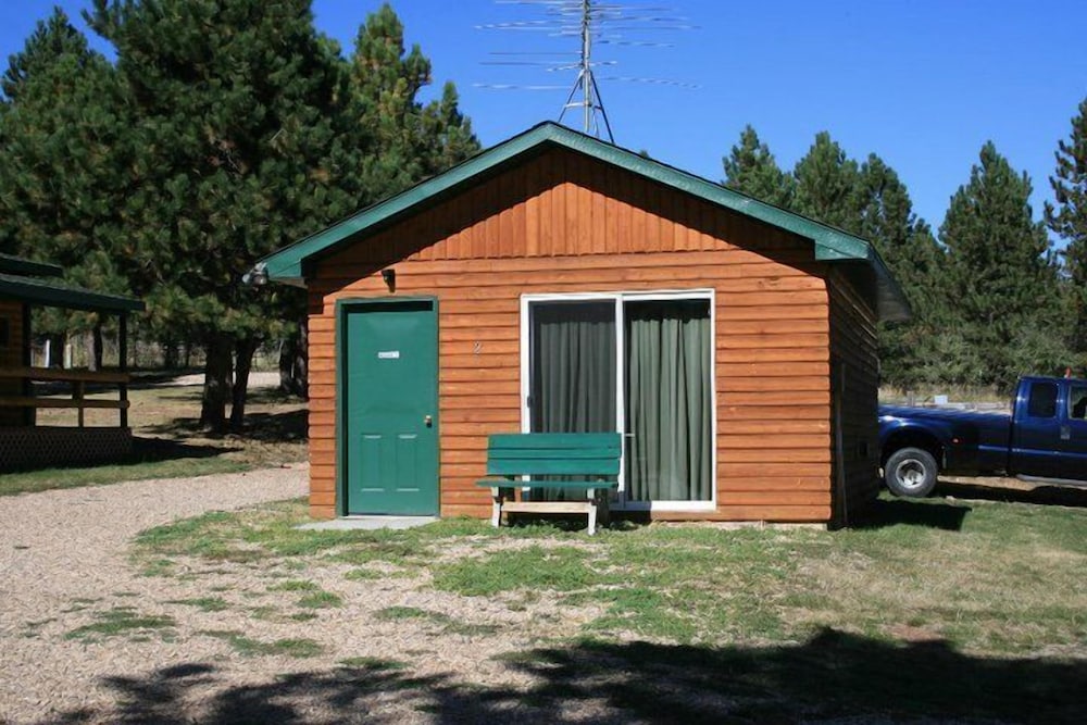 Club Cabin, Multiple Beds Refrigerator & Microwave with  Private Bathroom photo 1