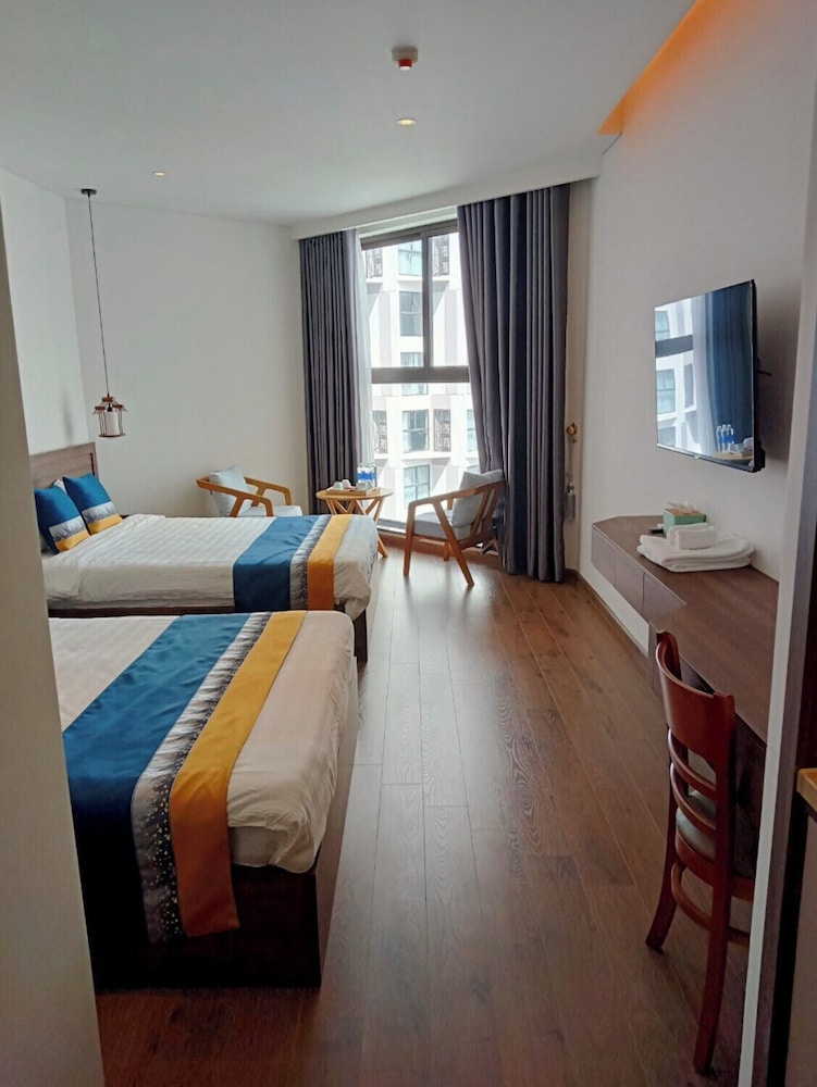 Deluxe Twin Room, Pool View photo 3