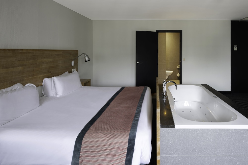 Suite (Amsterdam, Single Use) photo 3