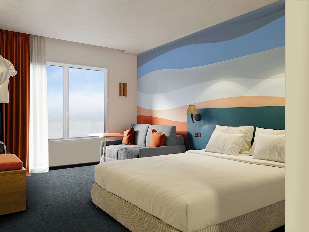 Premium Room, 1 Double Bed with Sofa bed - Photo 9