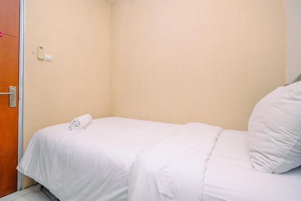 Room - Photo 5