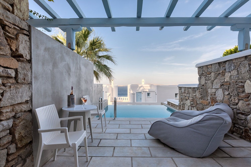 Signature Aegean Room with Private Pool and Sea View - Photo 3