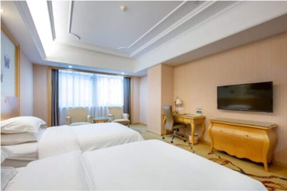 Business Twin Room photo 2