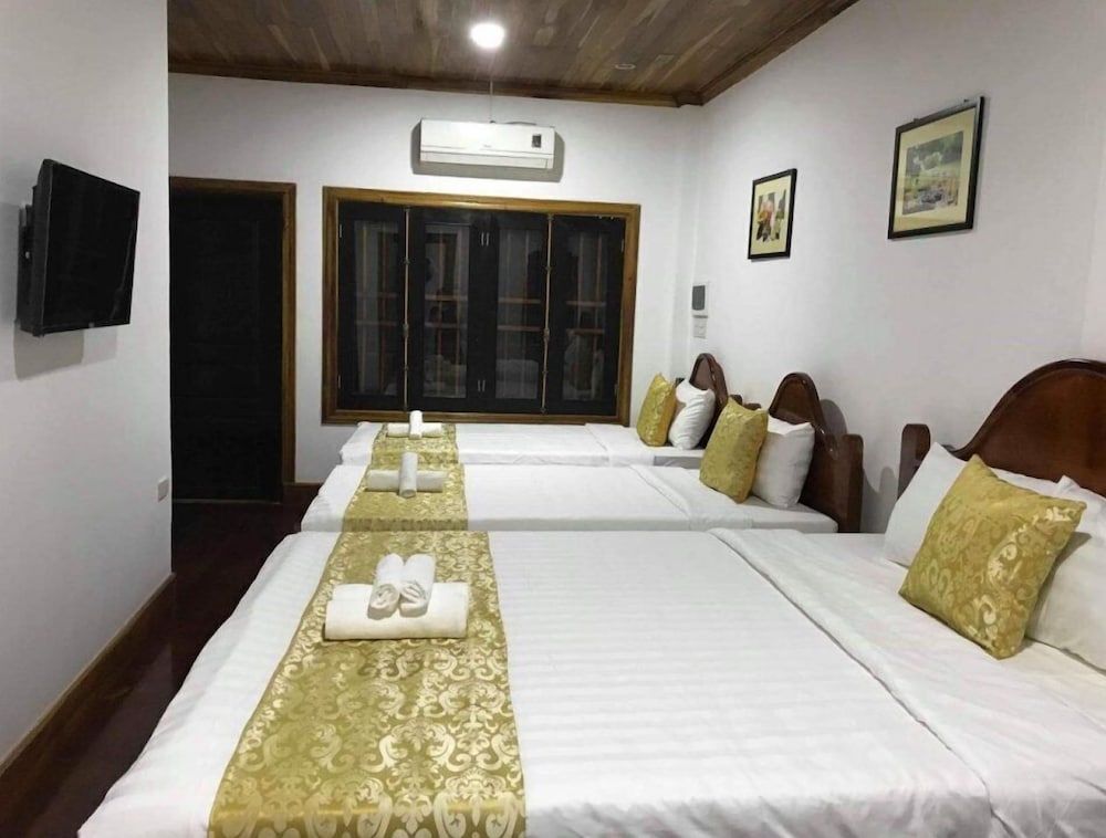 Deluxe Family Room with Private Balcony - Photo 6