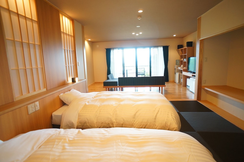 Superior Twin Room with Private Bathroom -(Hinoki) photo 3