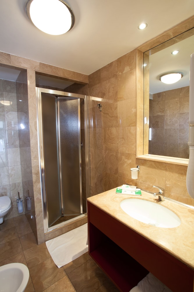 Superior Double Room, Balcony - Photo 10