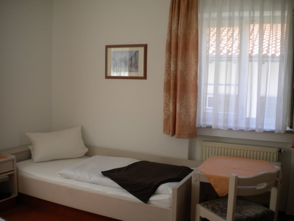 Single Room photo 1