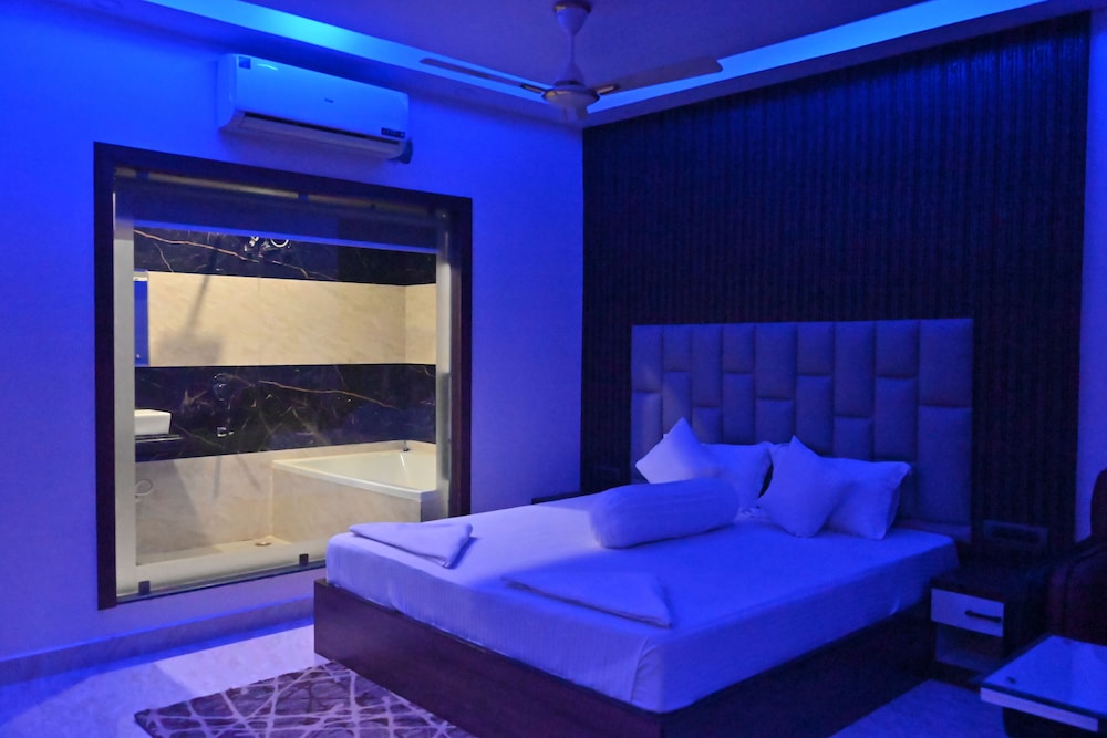 Luxury Double Room photo 1