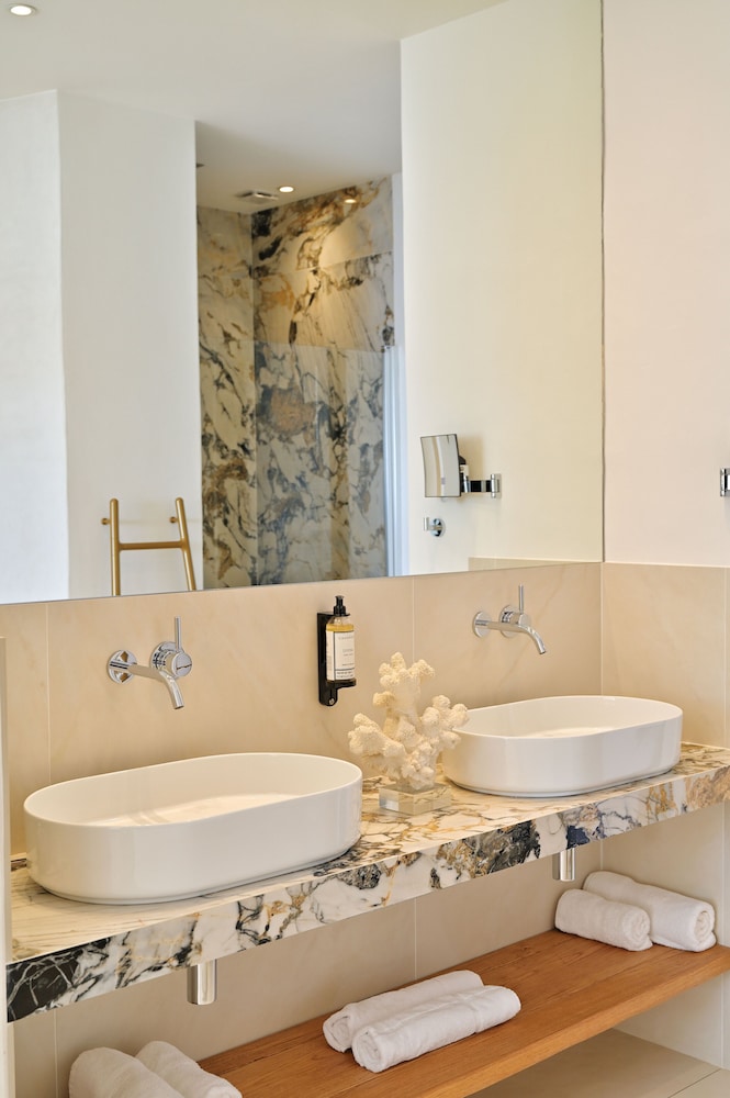 Suite Signature Piscine Privée, Vue Mer - Photo 4
