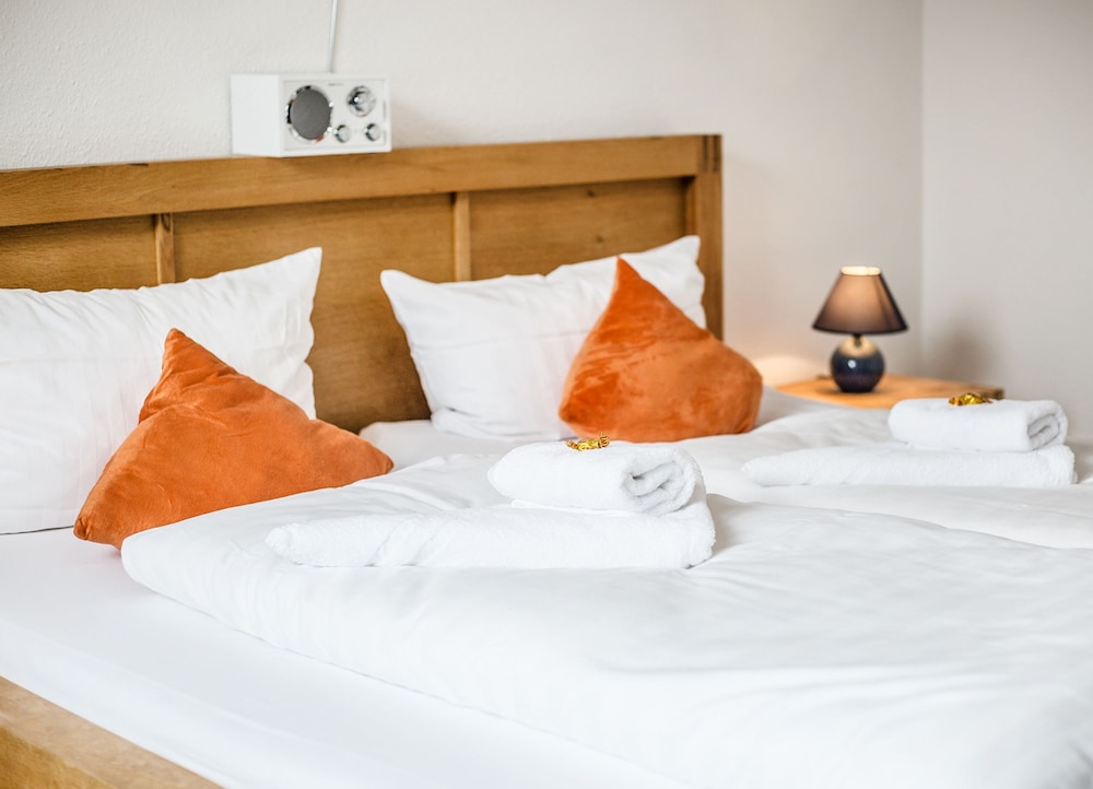 Double Room - Photo 6