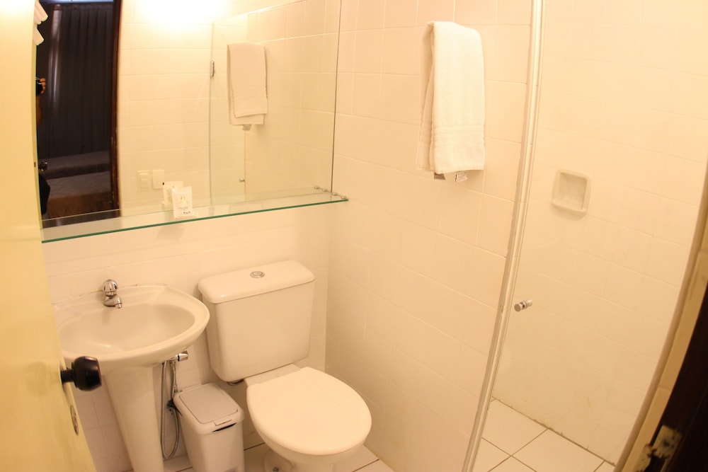Standard Room - Photo 10