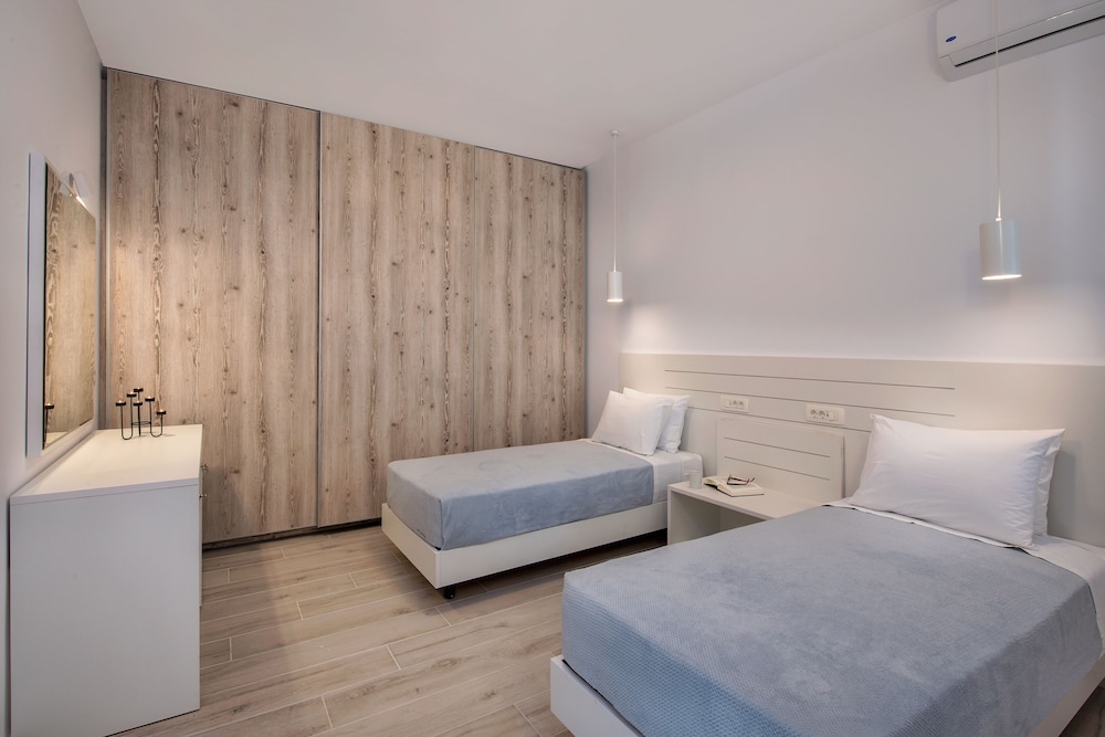 Apartment, 2 Bedrooms, Hot Tub, Ground Floor photo 3