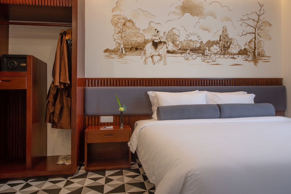 King Room with Private Bathroom - Photo 2
