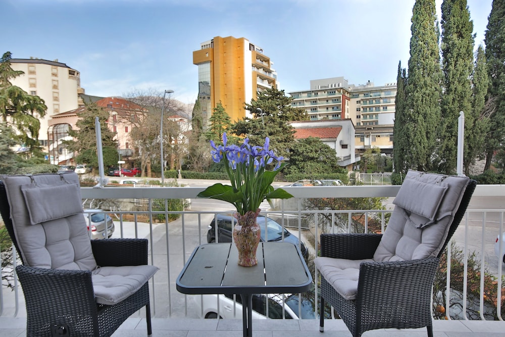 Comfort Apartment (10) - Photo 4