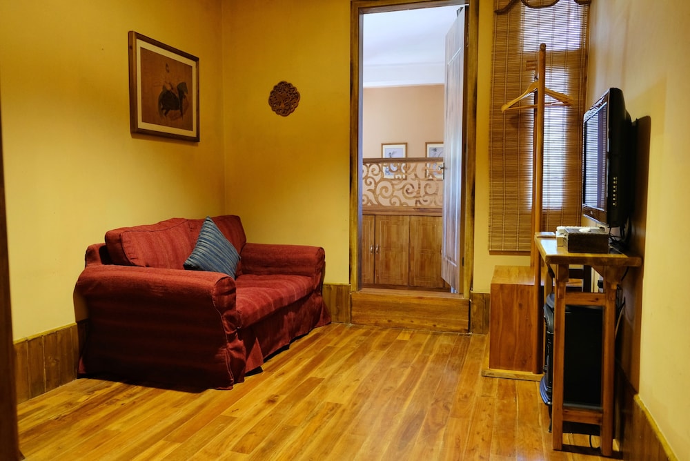 Superior Family Room with River View photo 1