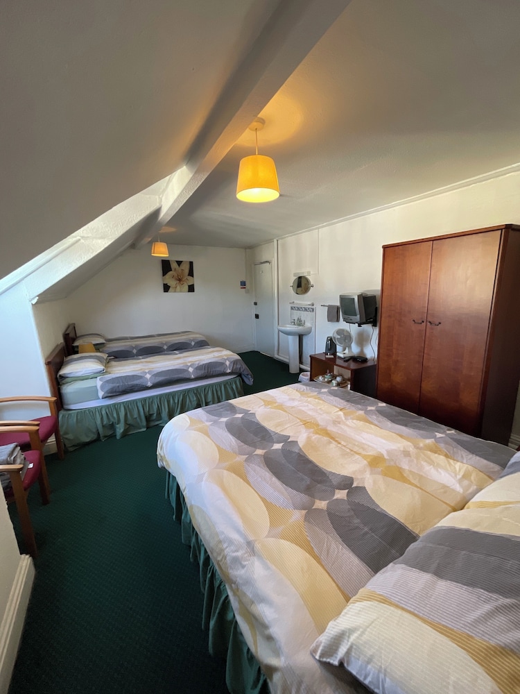 Quadruple Room photo 3