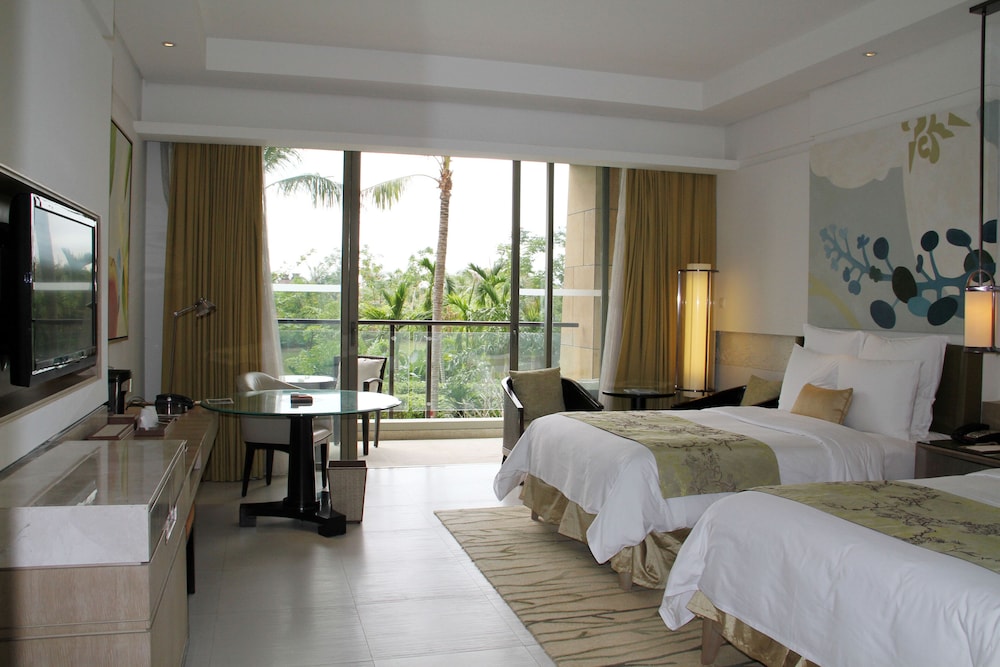 Deluxe Room, 2 Double Beds, Garden View - Photo 3