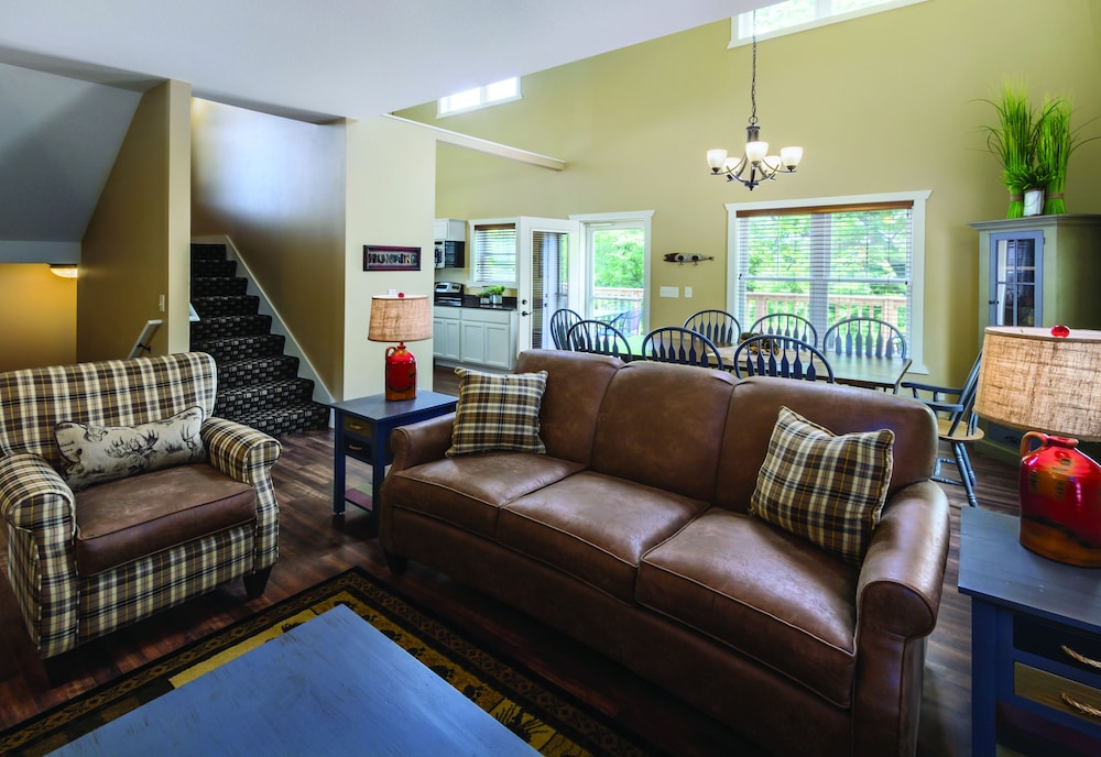 Room, Multiple Beds - Photo 4