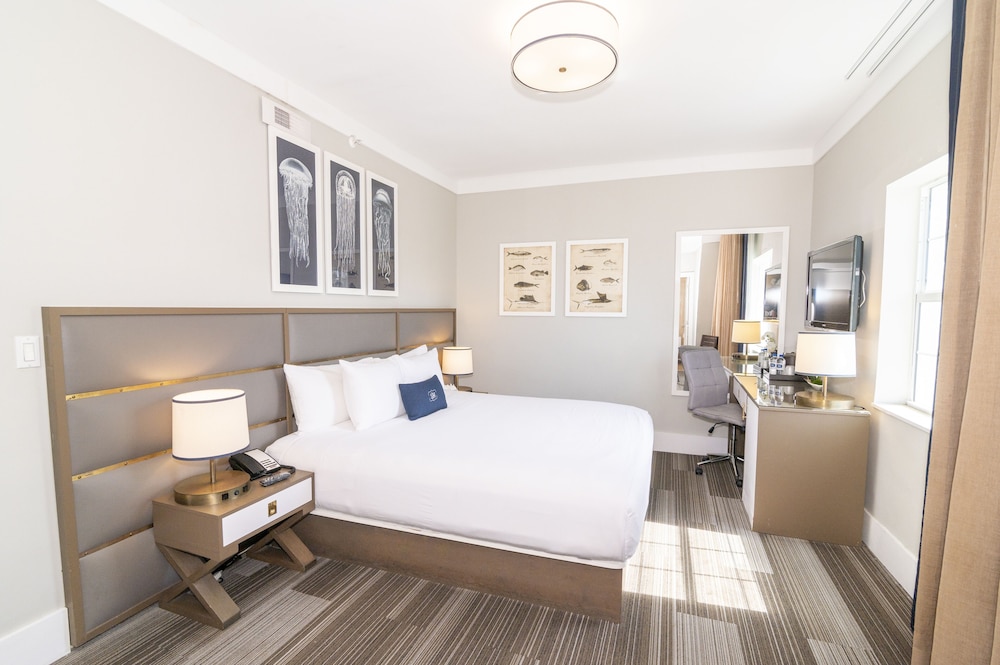 Luxury Double Room, 1 King Bed - Photo 10