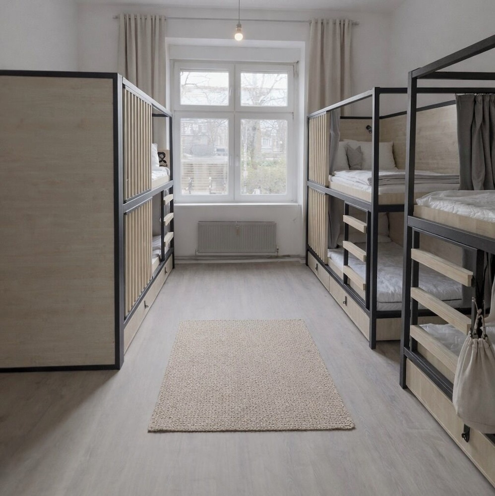 Basic Shared Dormitory, City View photo 3