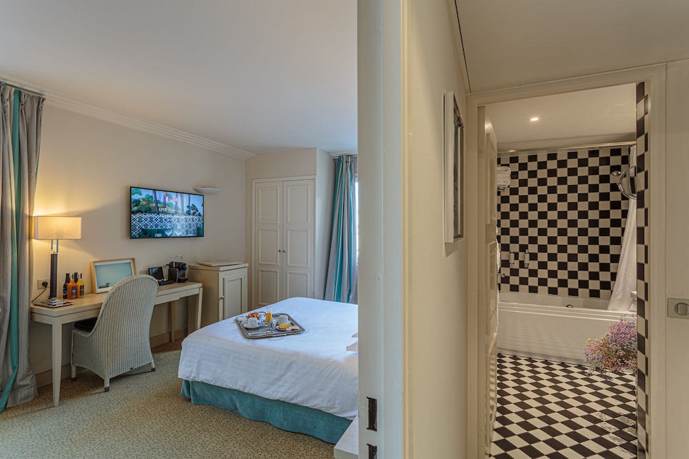 Deluxe Double Room - Photo 2