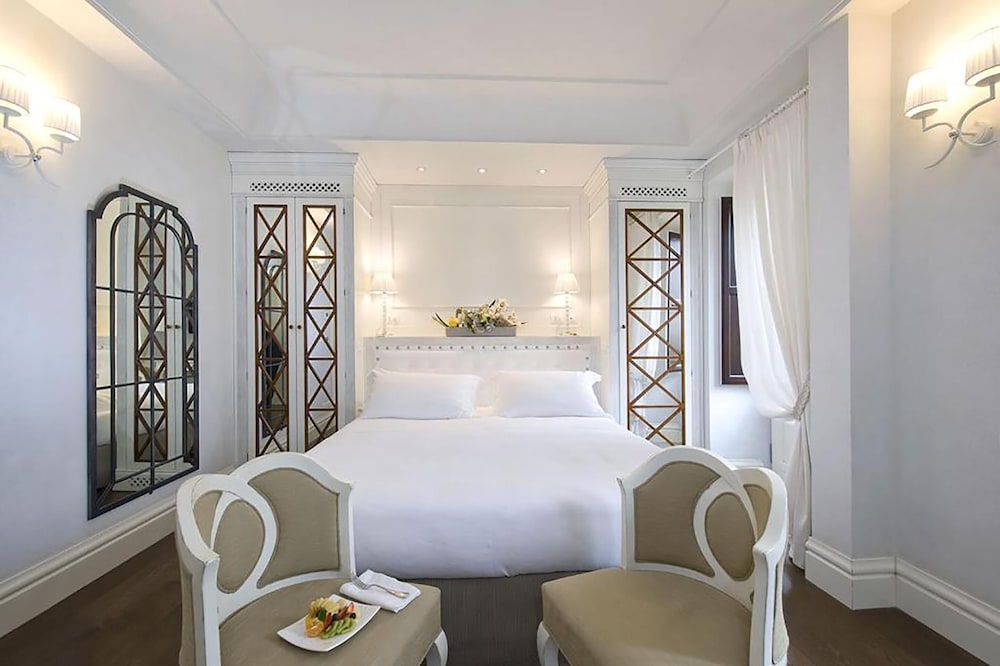 Classic Room, 1 Queen Bed - Photo 2