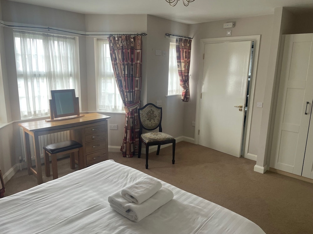 Standard Double Room, Accessible, Ensuite (Disabled access)