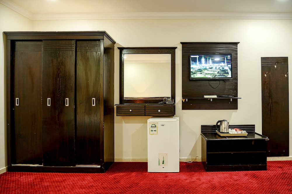 Suite, 1 Bedroom photo 3