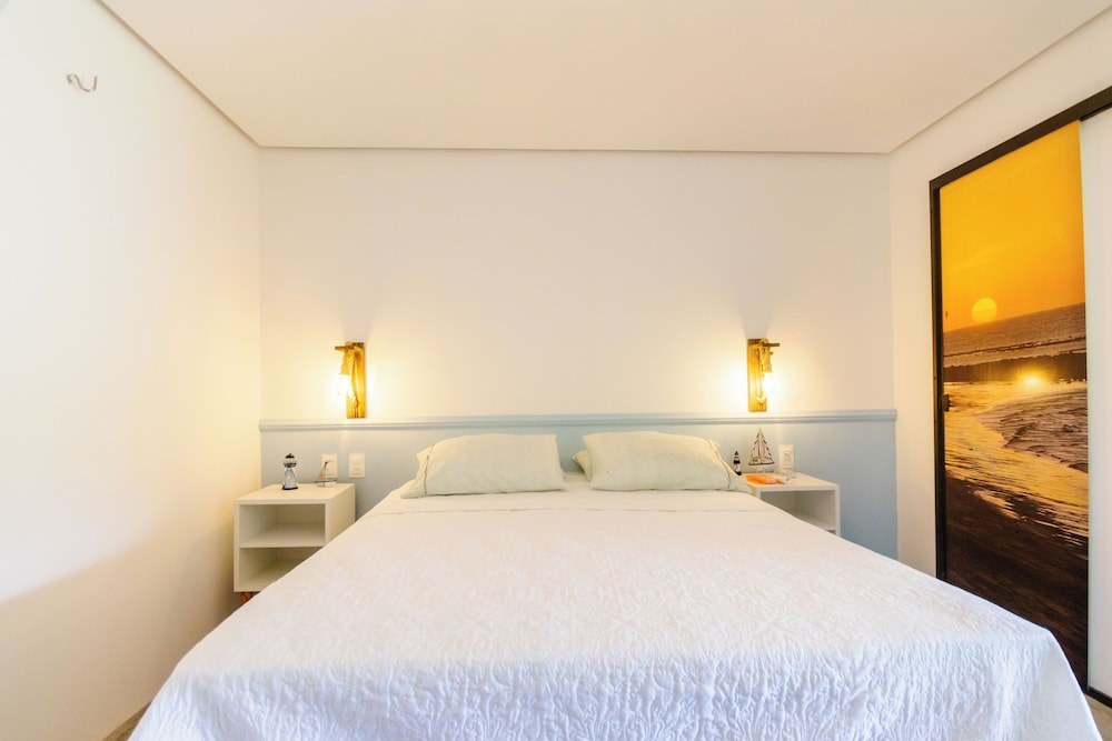 Family Studio Suite, Balcony, Pool View