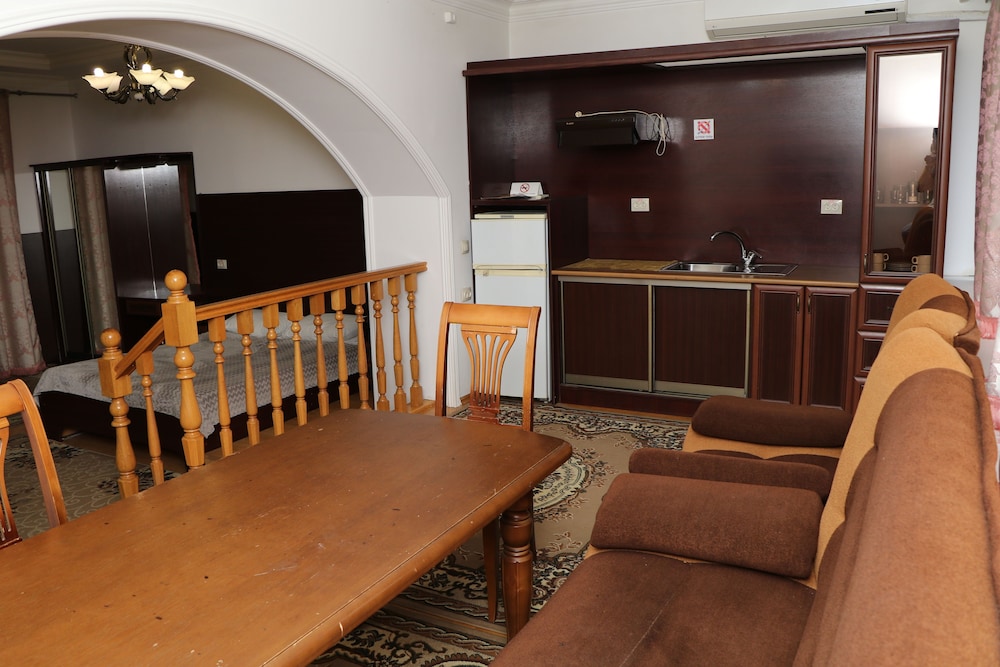 Business Studio photo 3