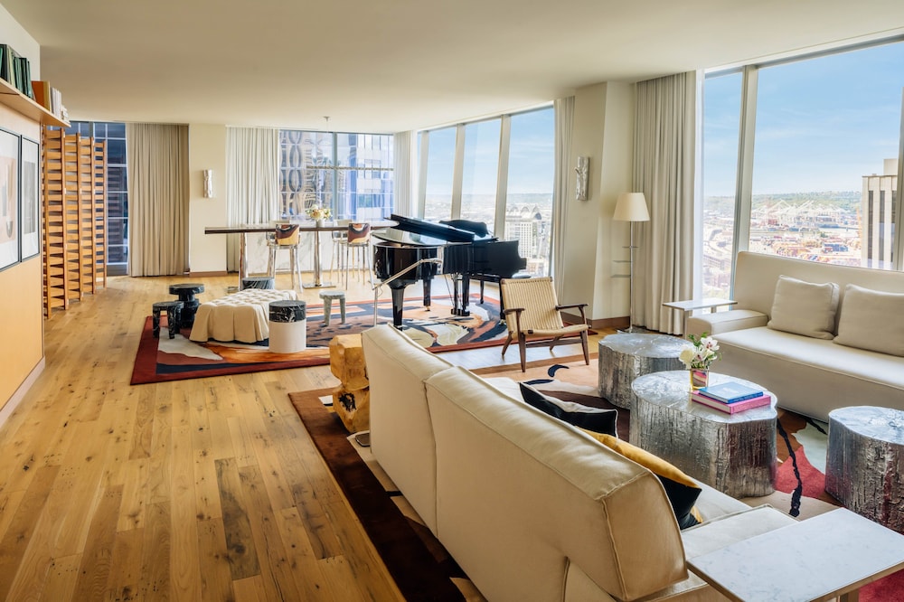 Presidential Suite
