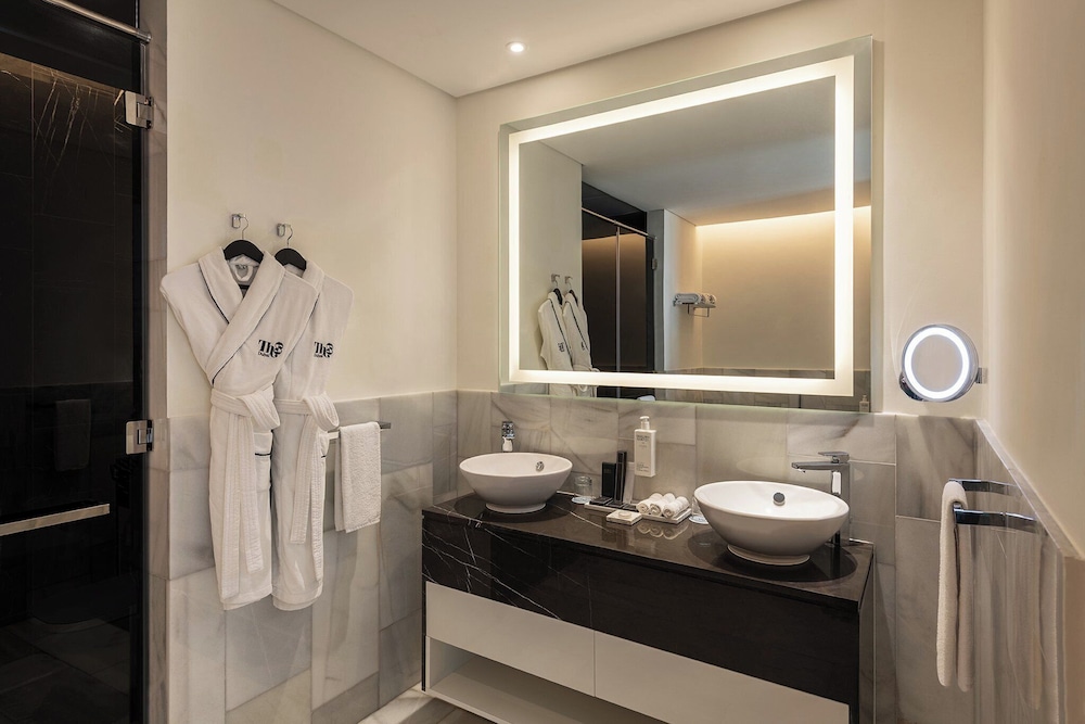 Deluxe Room, 1 King Bed