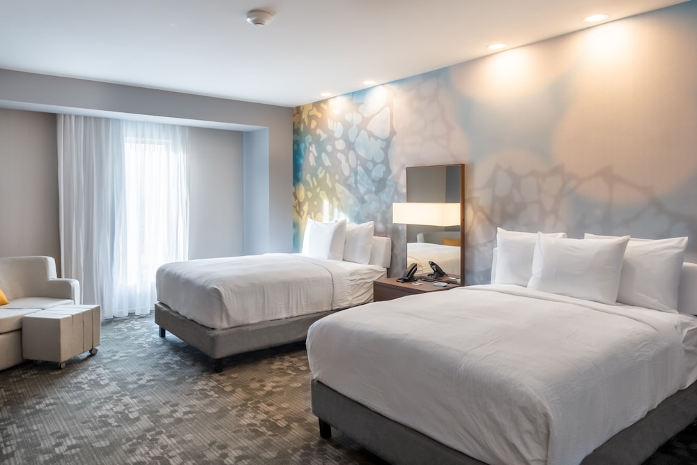 Room, Multiple Beds - Photo 2