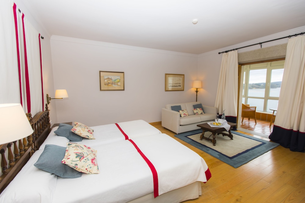 Superior Twin Room photo 3
