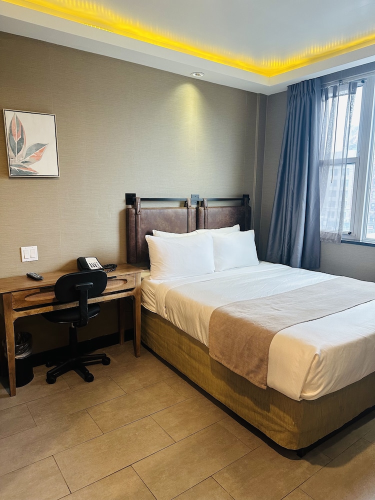 Classic Single Room