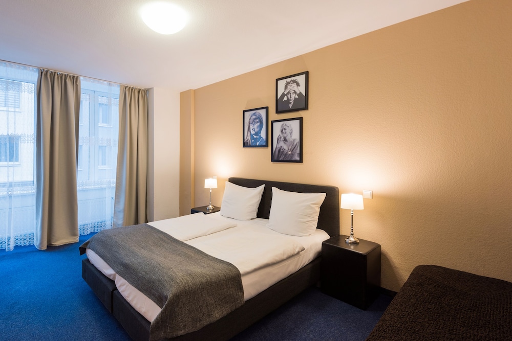 Double or Twin Room, Kitchenette