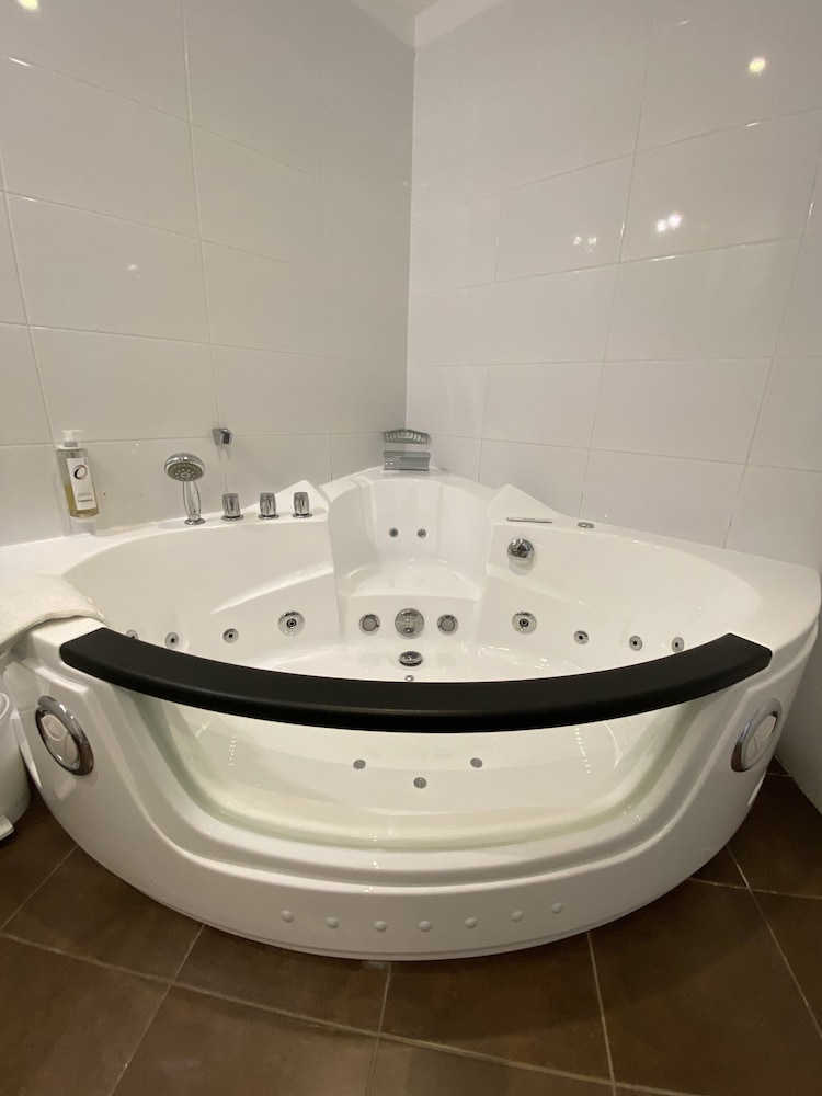 Junior Suite - Photo 6