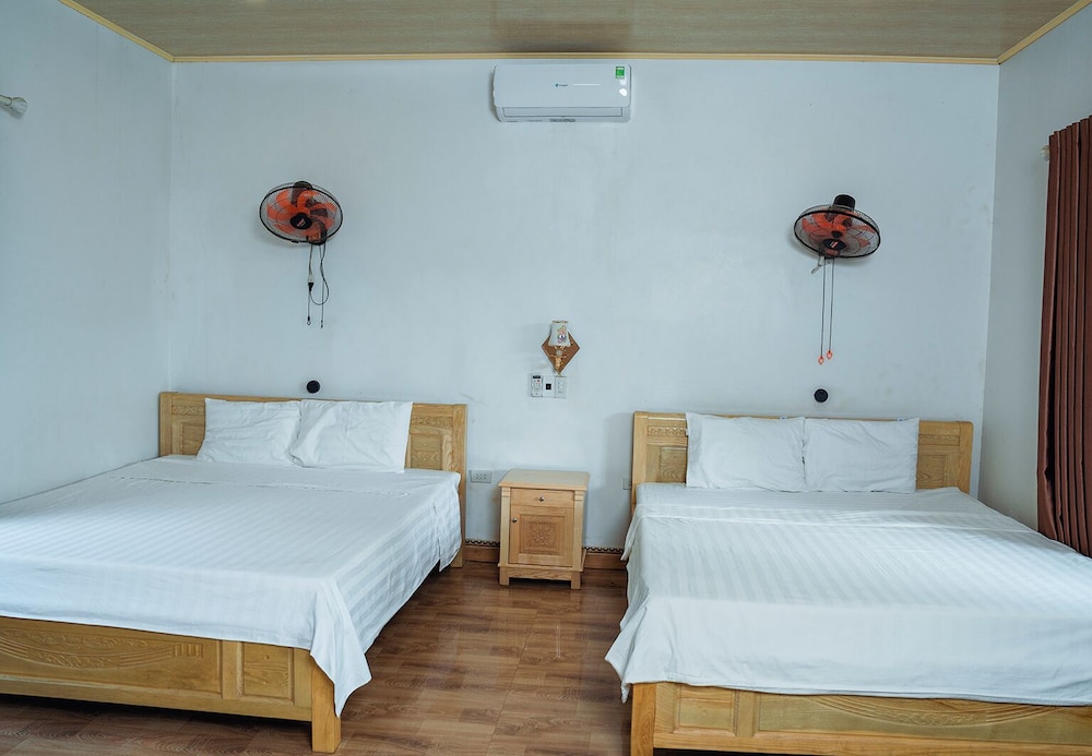 Family Quadruple Room photo 2