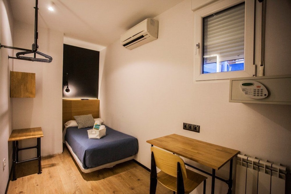 Standard Single Room photo 2