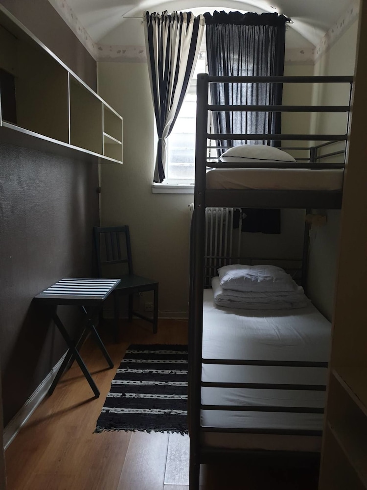 Basic Double Room photo 1