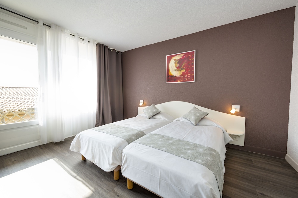 Room, Balcony (4) photo 1