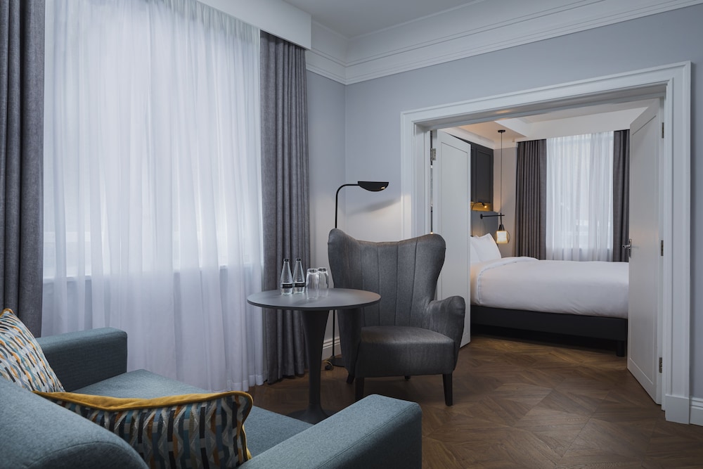 Junior Suite - Photo 1