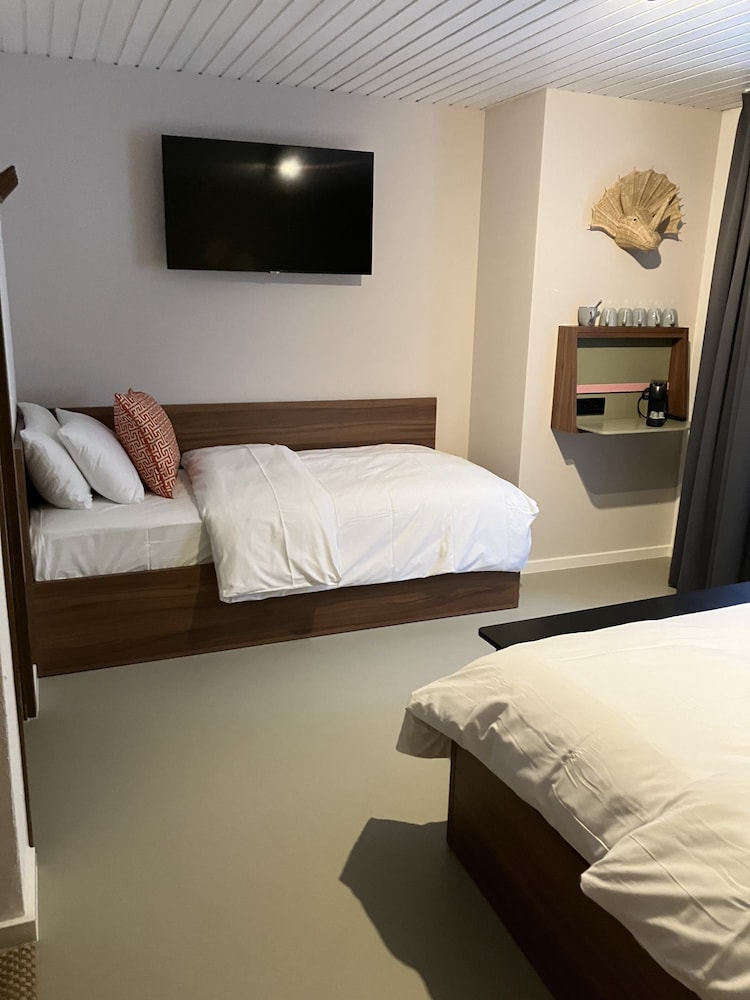 Family Twin Room photo 2